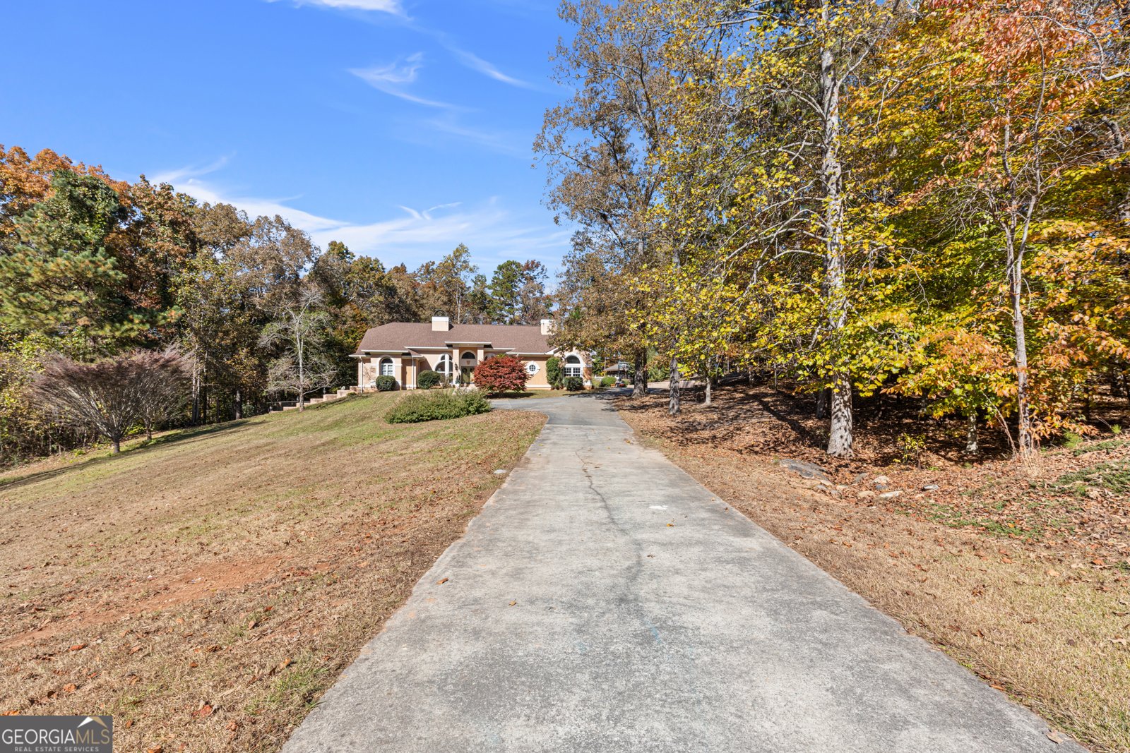 593 Cross Creek Drive Toccoa - main photo