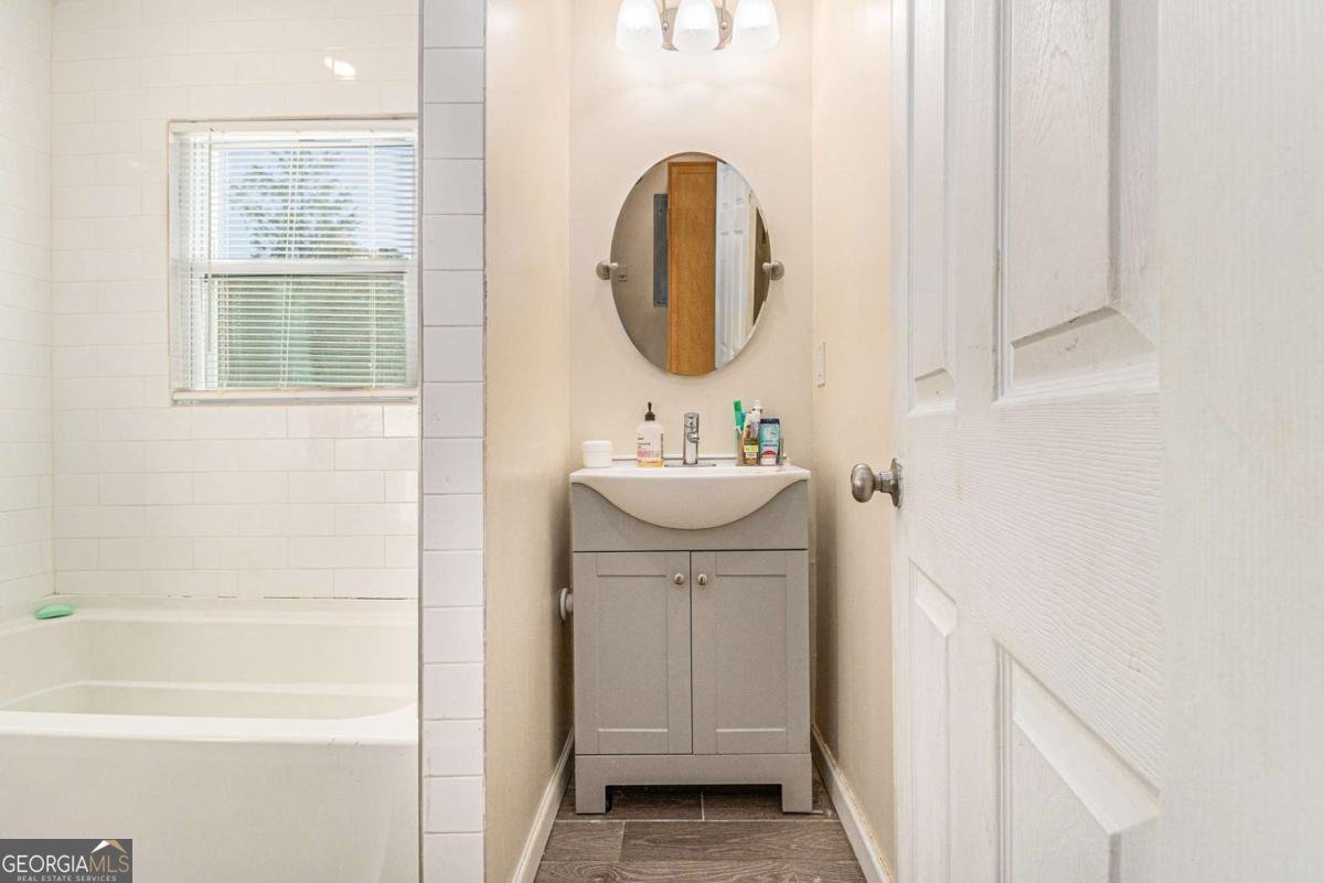 1516 Young Road Lithonia - 24