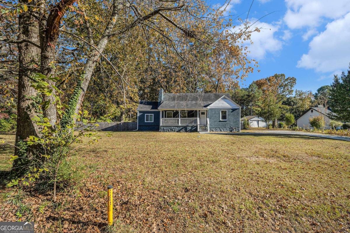 1516 Young Road Lithonia - 3