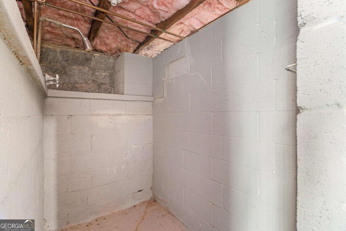 1516 Young Road Lithonia - 33