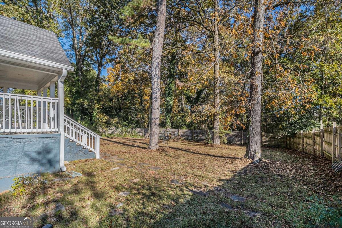 1516 Young Road Lithonia - 38