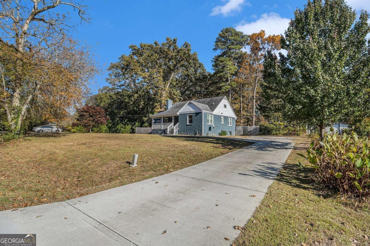 1516 Young Road Lithonia - 5