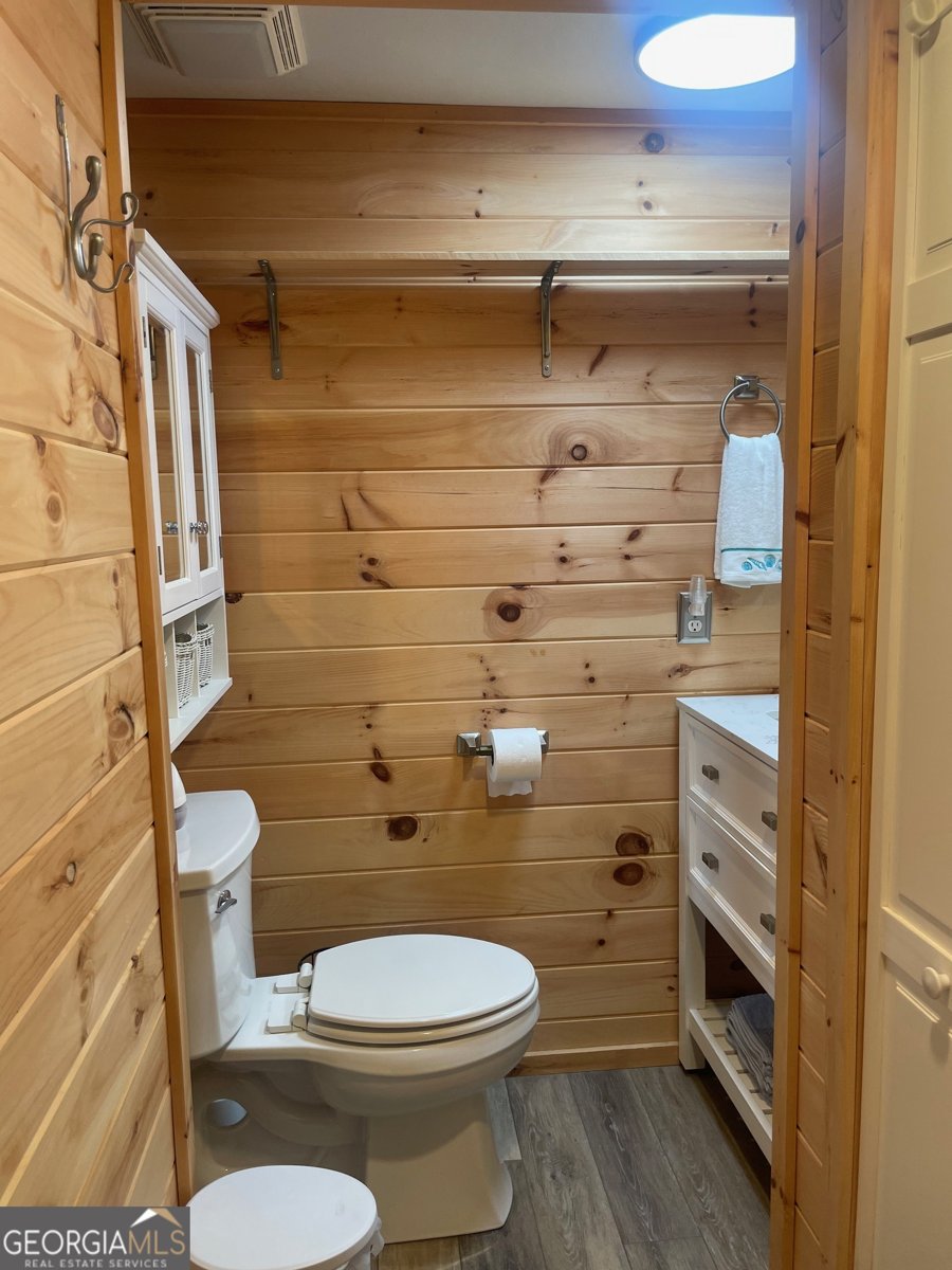 19 Yogi Bear Boulevard Cleveland - 25