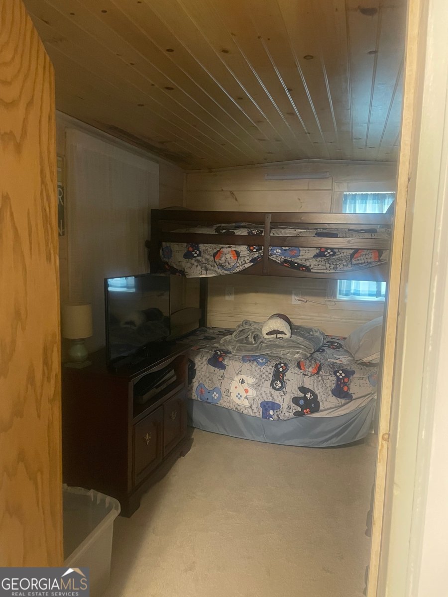 32 Yogi Bear Boulevard Cleveland - 29