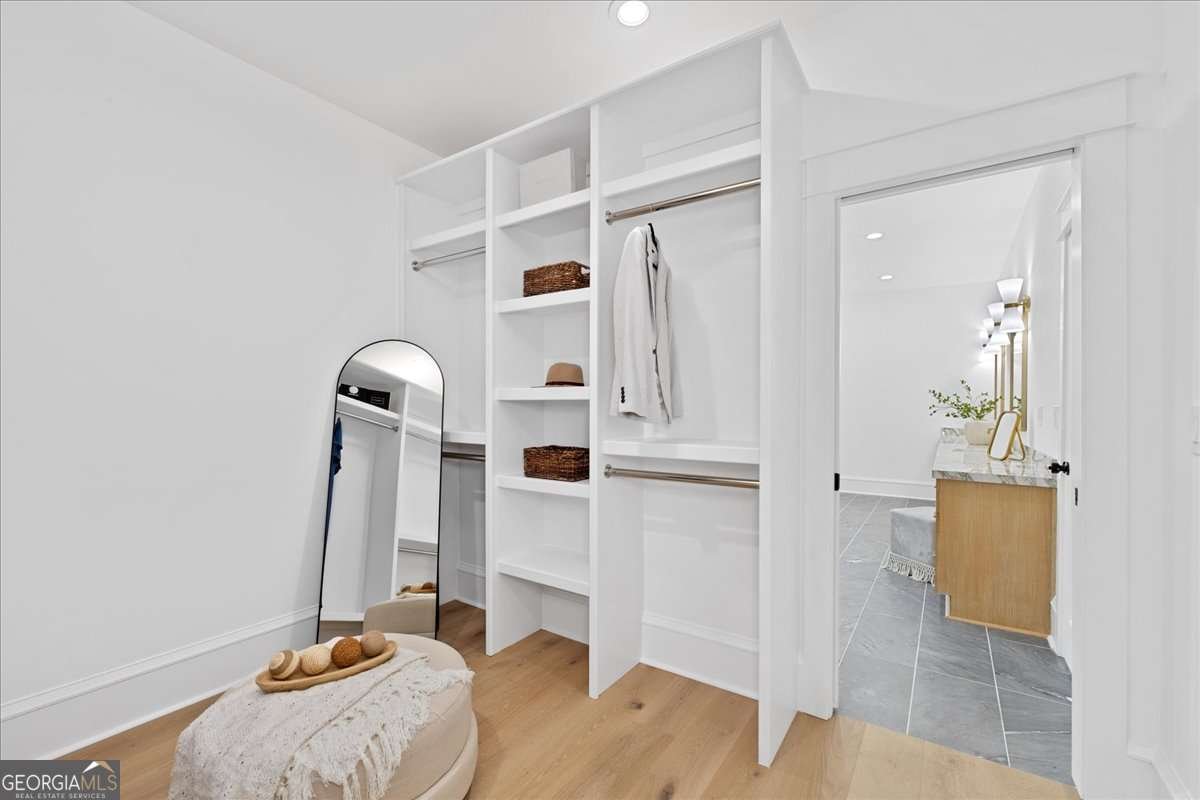 247 Greenwood Circle Decatur - 33