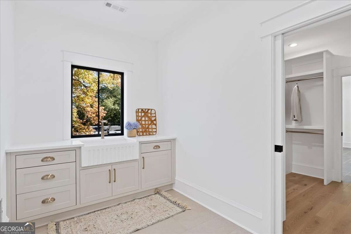 247 Greenwood Circle Decatur - 34