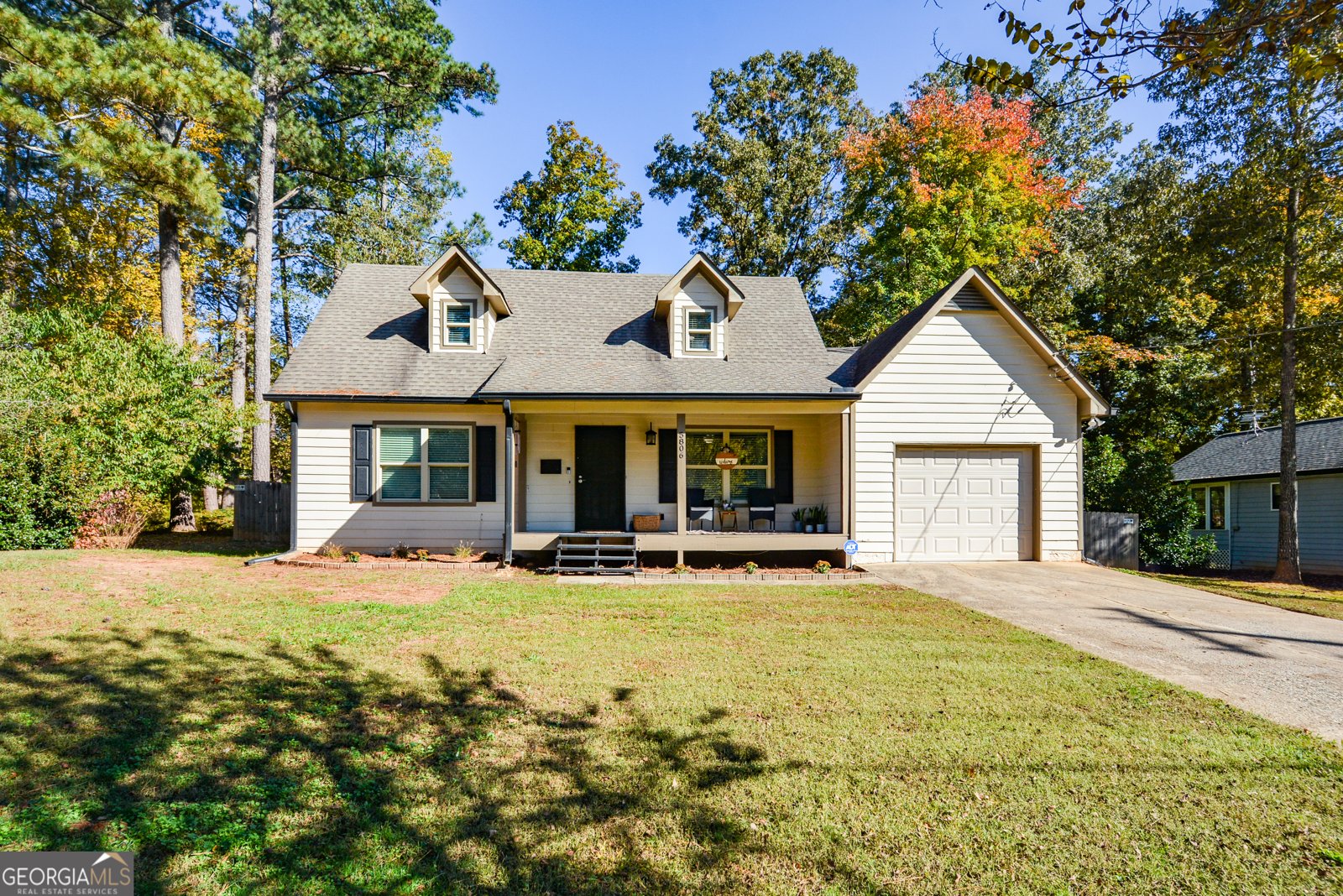 5806 Stonehaven Drive Kennesaw - 1