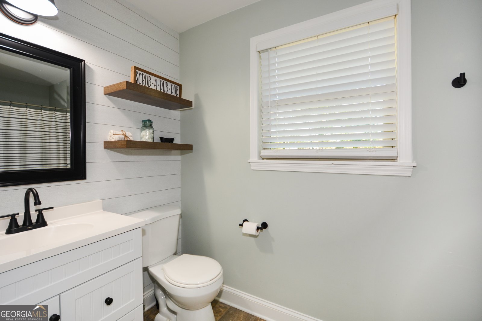 5806 Stonehaven Drive Kennesaw - 27