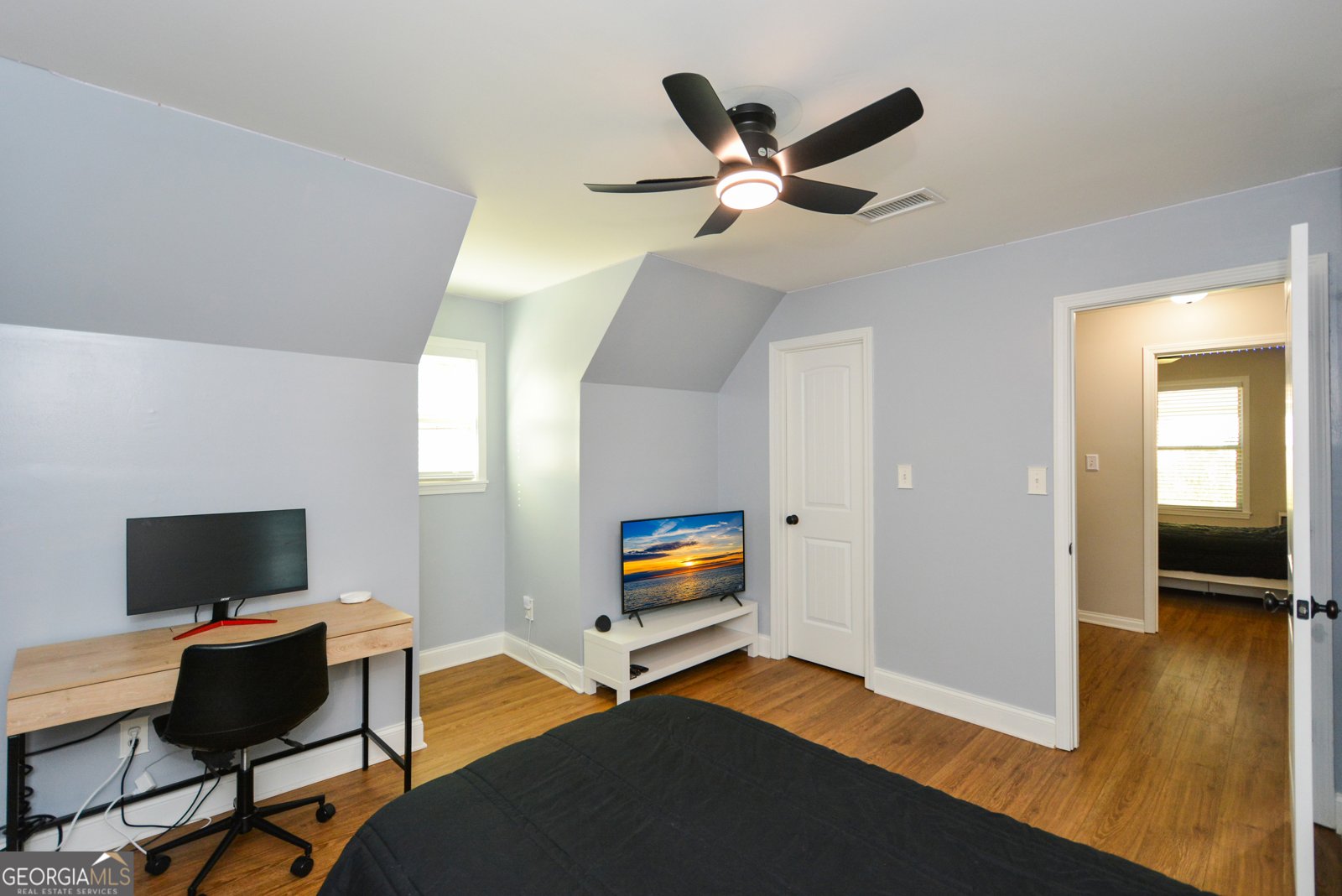 5806 Stonehaven Drive Kennesaw - 30