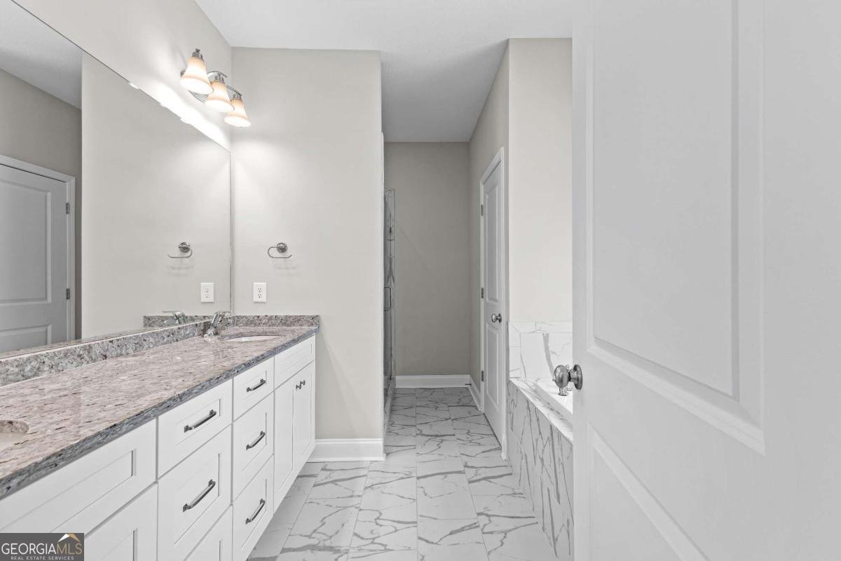 517 Lago Court Lagrange - 24