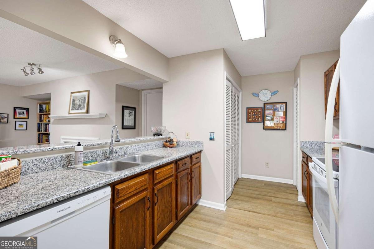 1011 Cannongate Crossing Marietta - 15