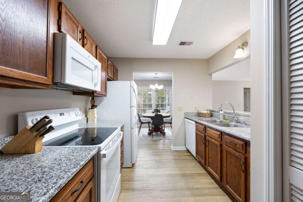 1011 Cannongate Crossing Marietta - 18