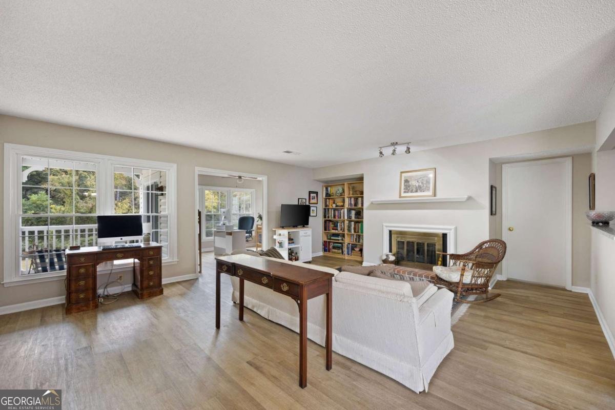 1011 Cannongate Crossing Marietta - 2