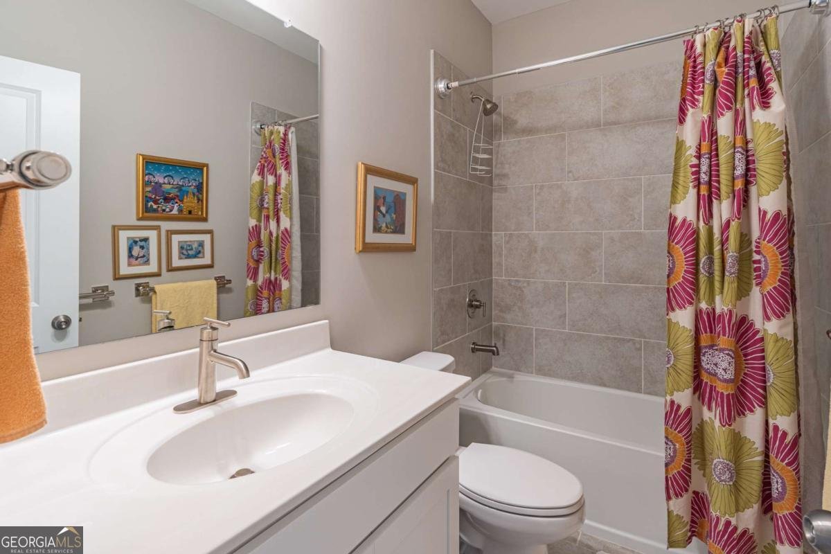 5243 Noble Oak Cove Gainesville - 29