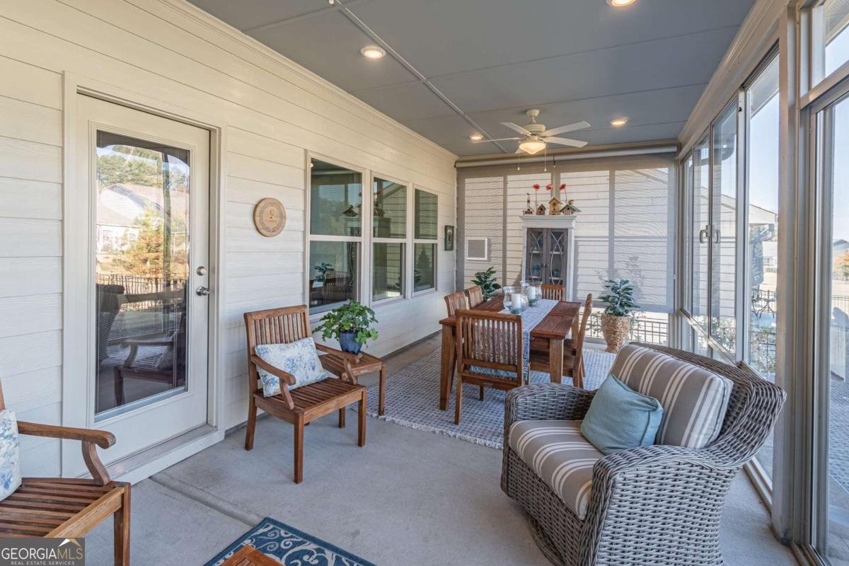 5243 Noble Oak Cove Gainesville - 31