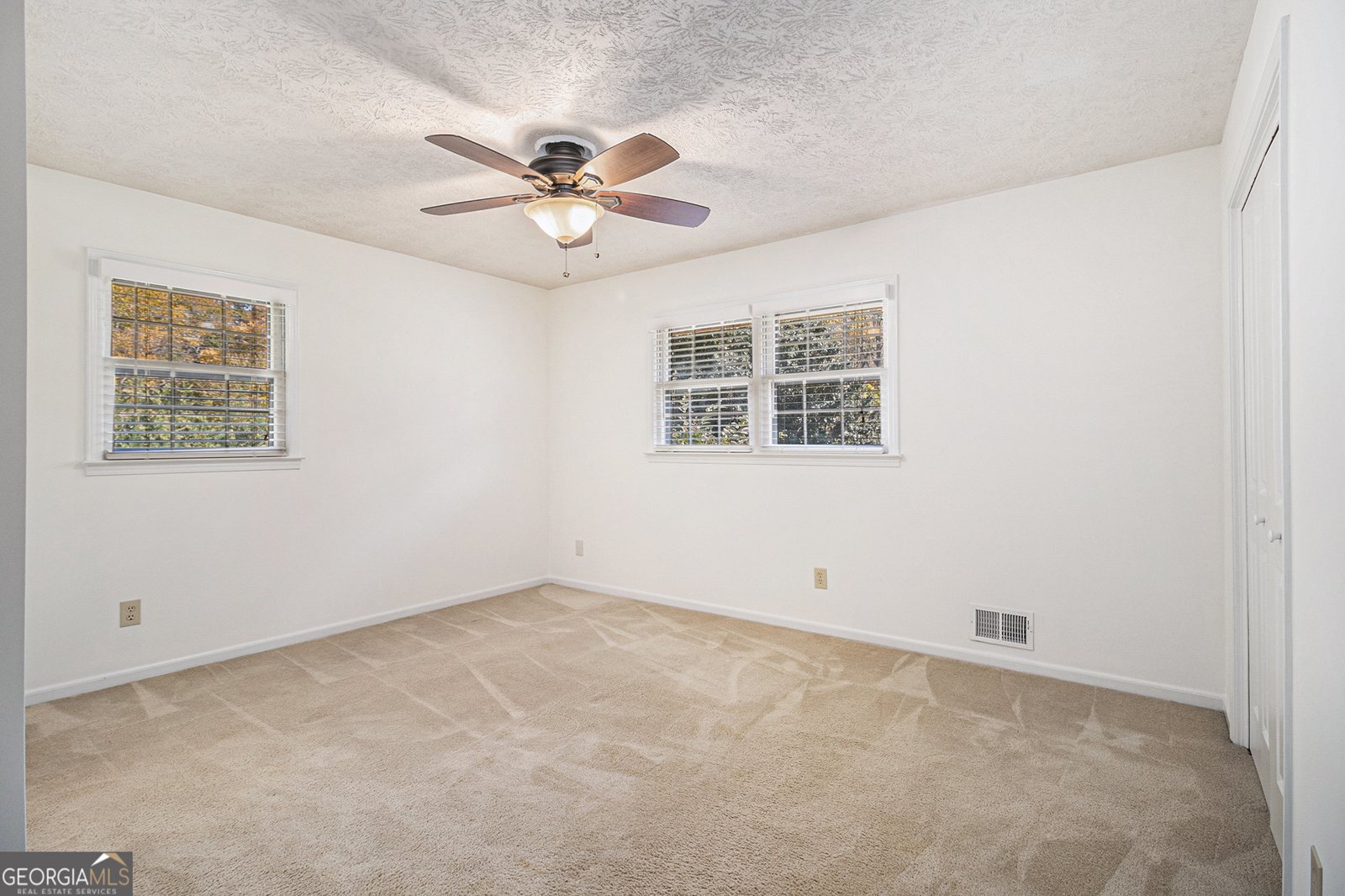 923 Tall Pine Court Stone Mountain - 24