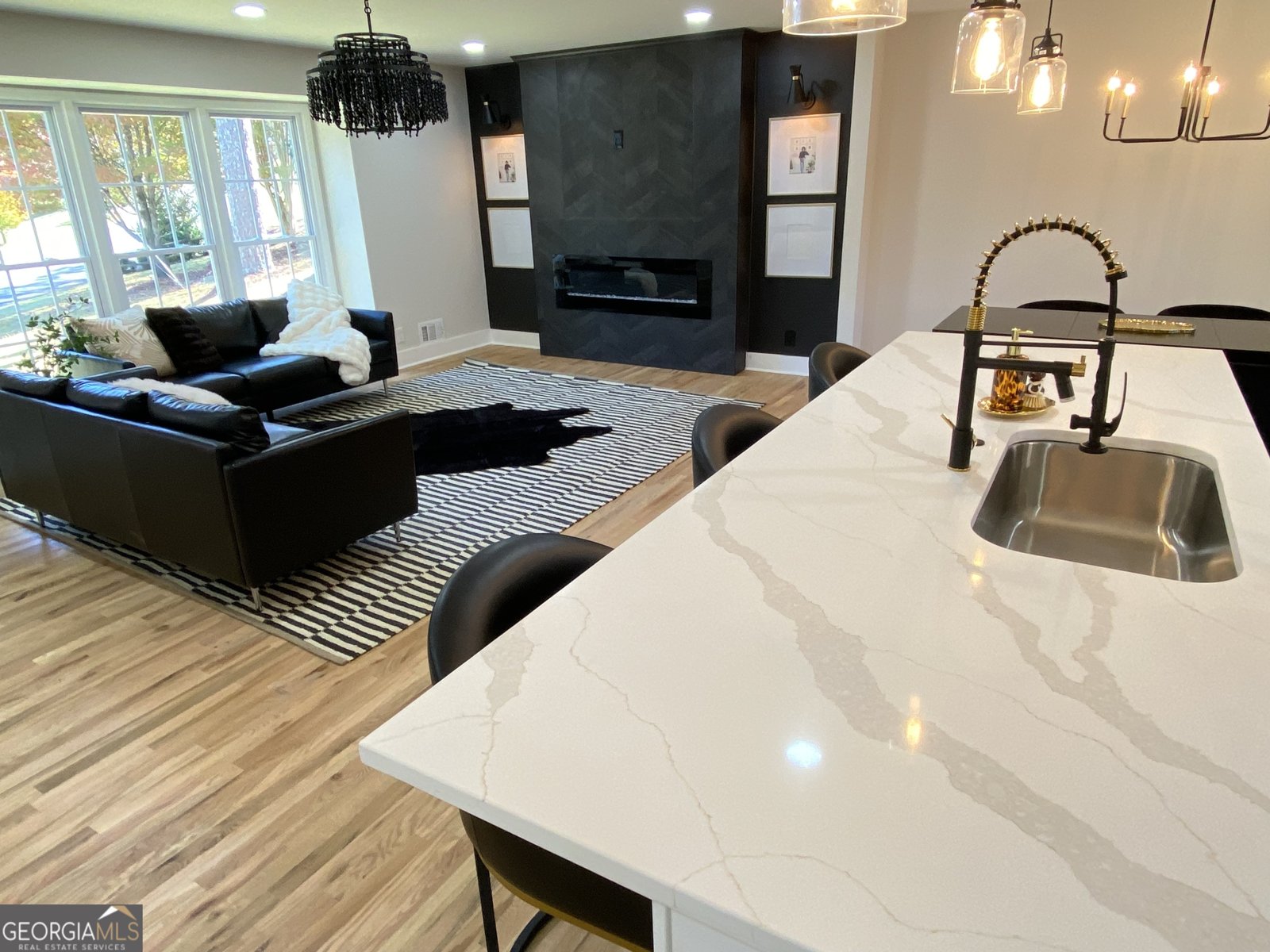 323 West Claiborne Court Marietta - 3