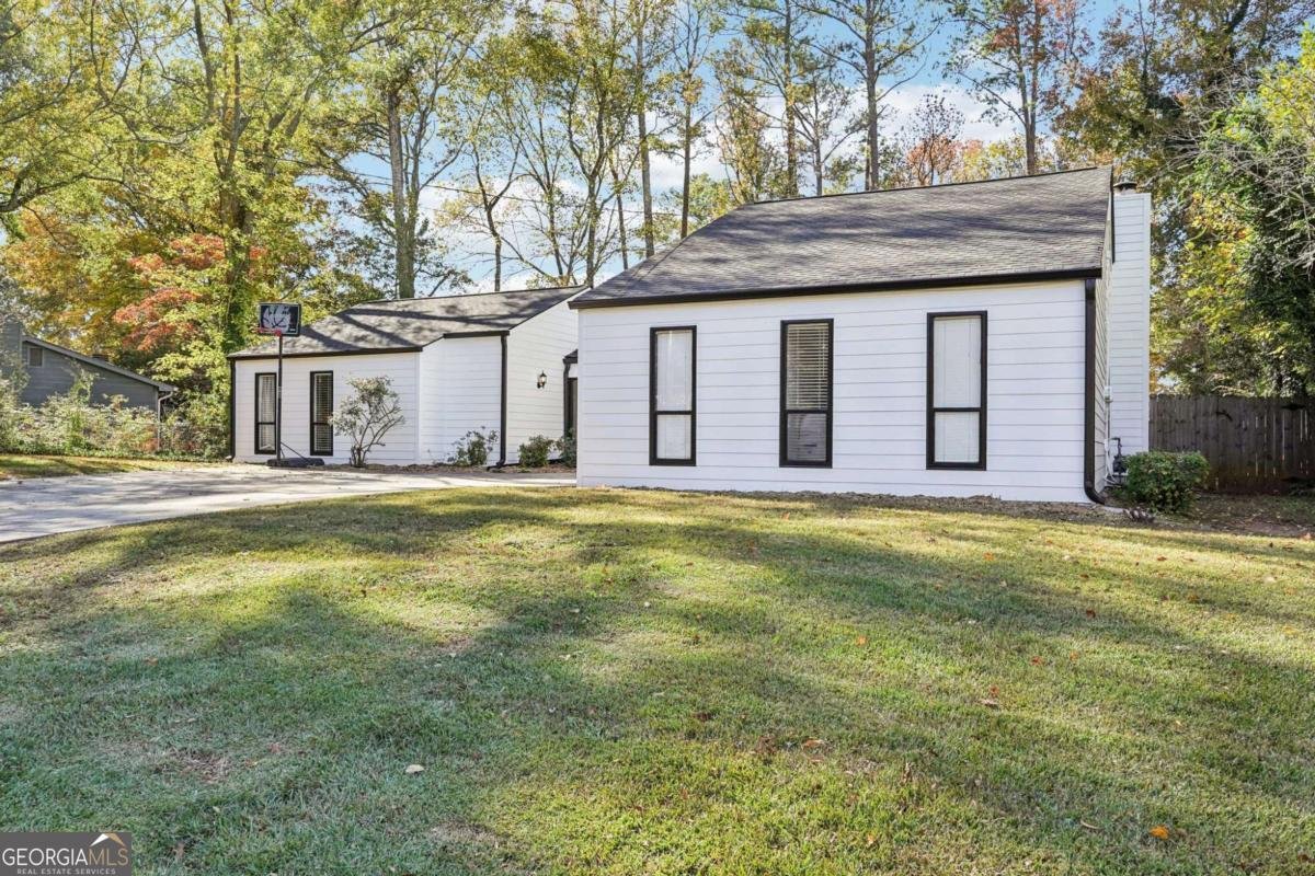 2411 Hidden Hills Drive Marietta - 4