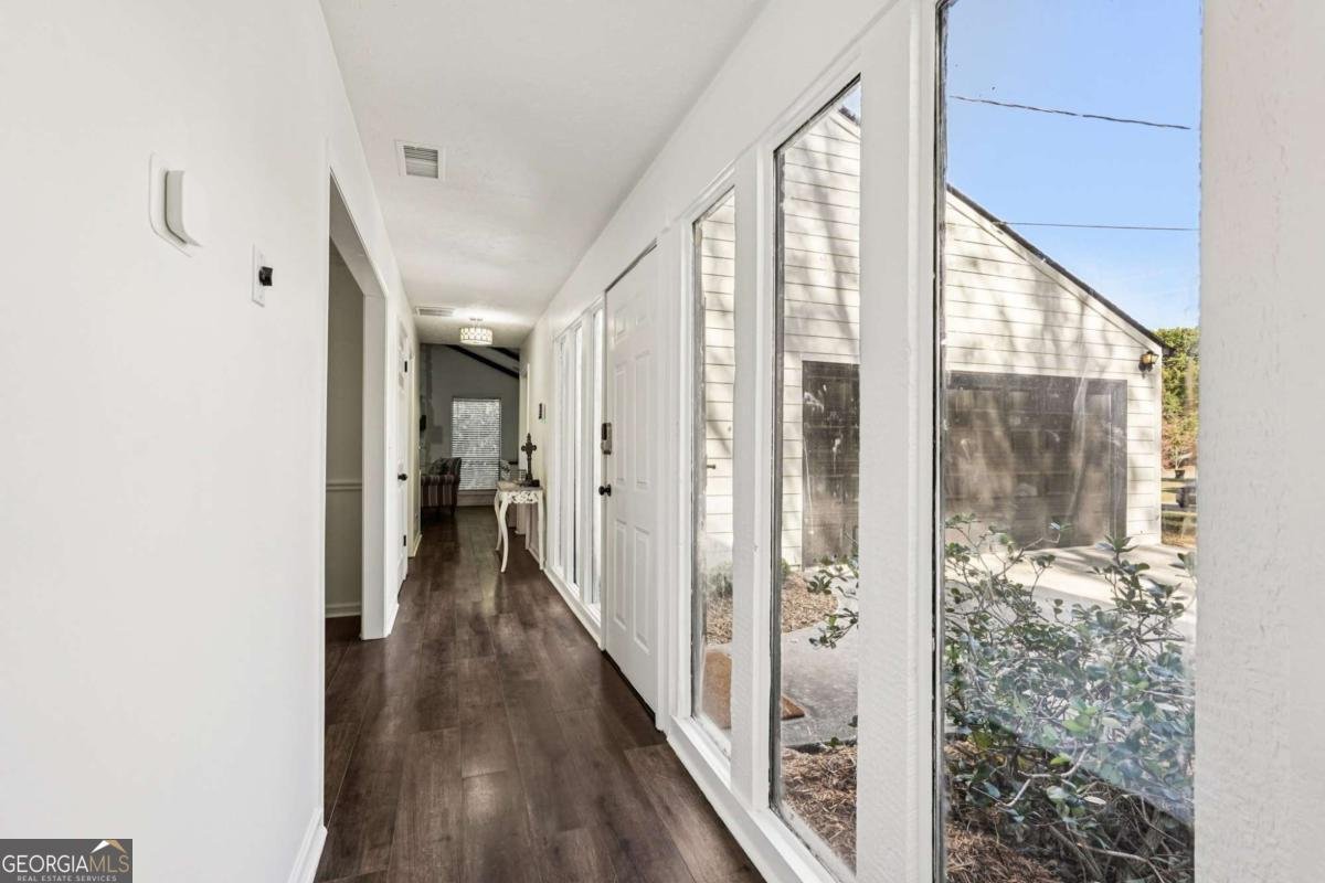 2411 Hidden Hills Drive Marietta - 6