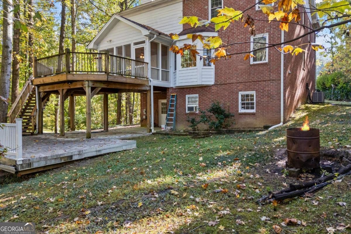 1970 Sturbridge Lane Buford - 10