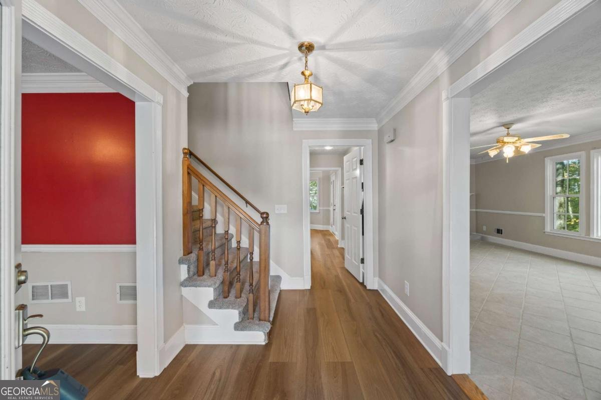 1970 Sturbridge Lane Buford - 14