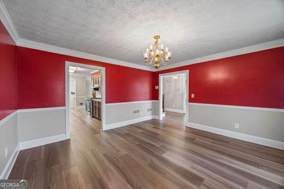 1970 Sturbridge Lane Buford - 18