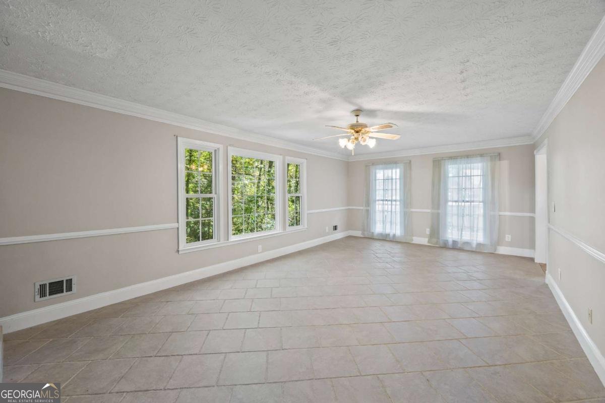 1970 Sturbridge Lane Buford - 24