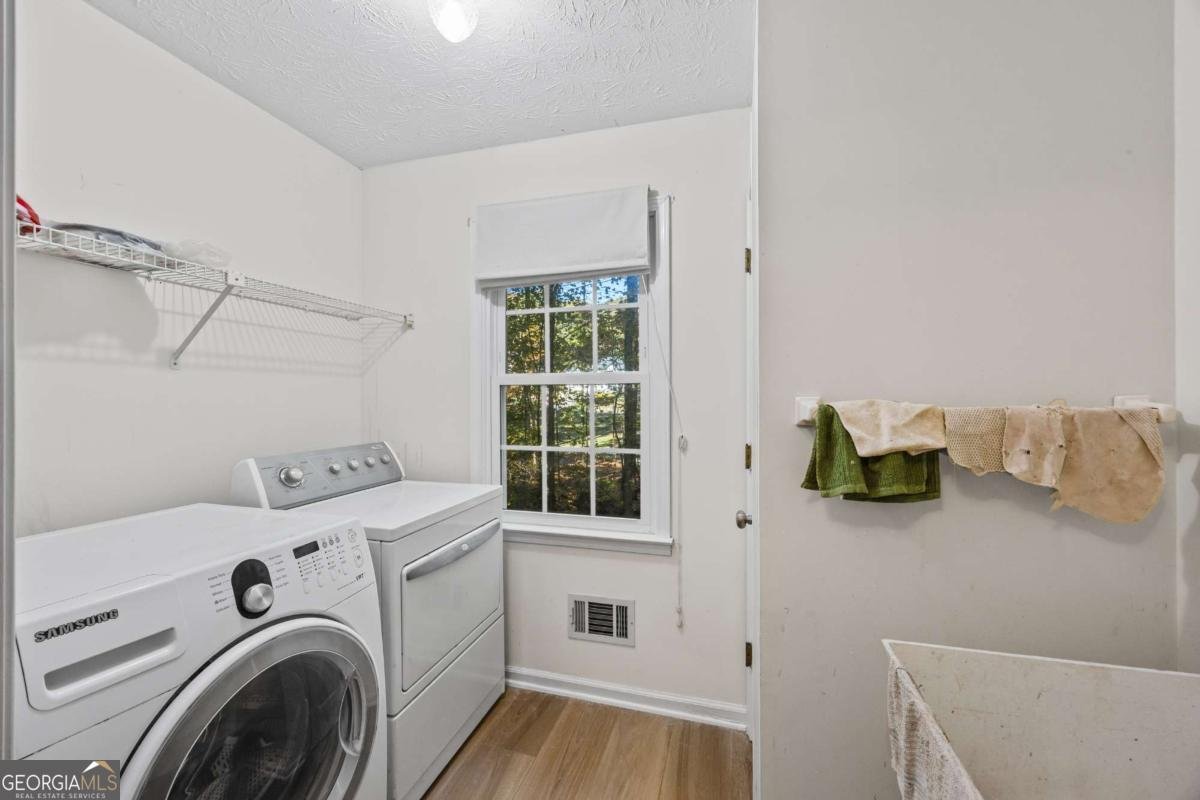 1970 Sturbridge Lane Buford - 37