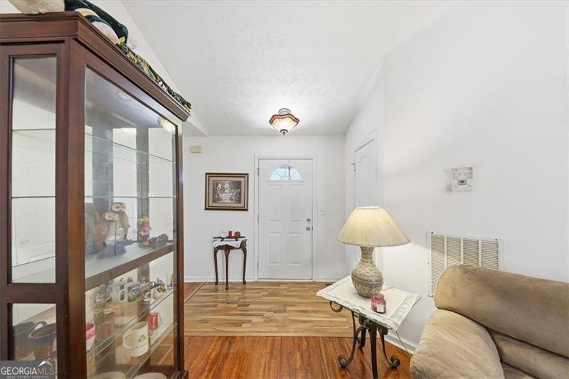 1157 FOREST Glen Jonesboro - 31