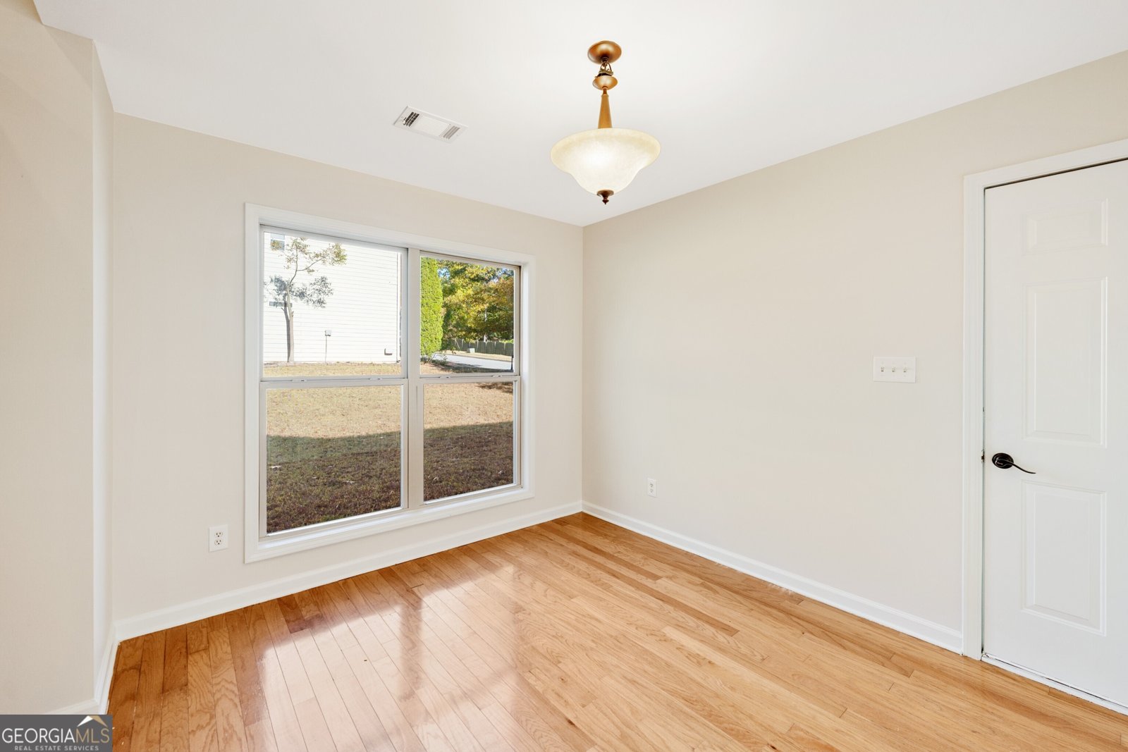 738 York View Drive Auburn - 15