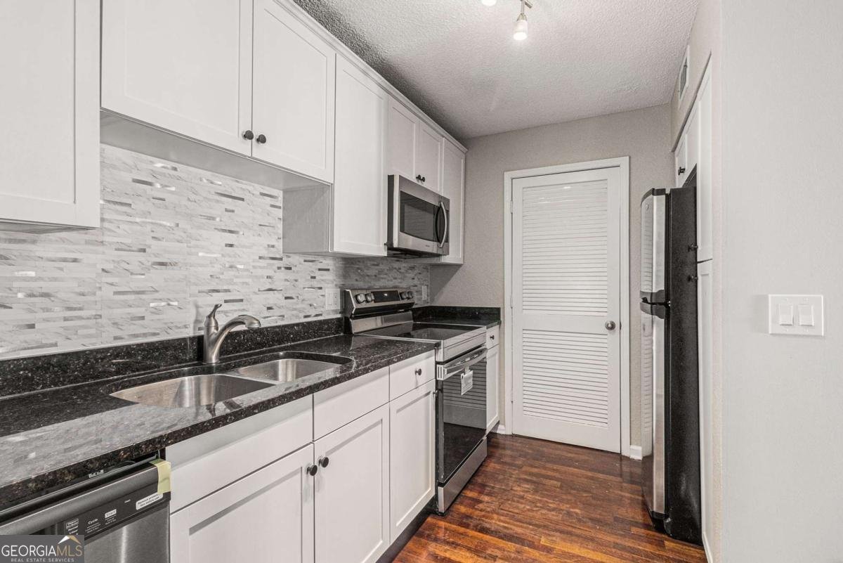 2657 Lenox Road Atlanta - 11