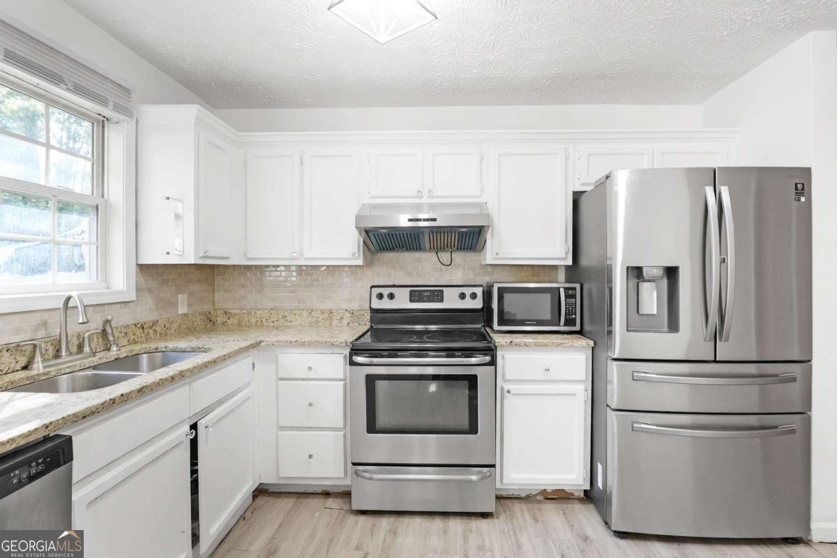 1414 Lucky Street Griffin - 13