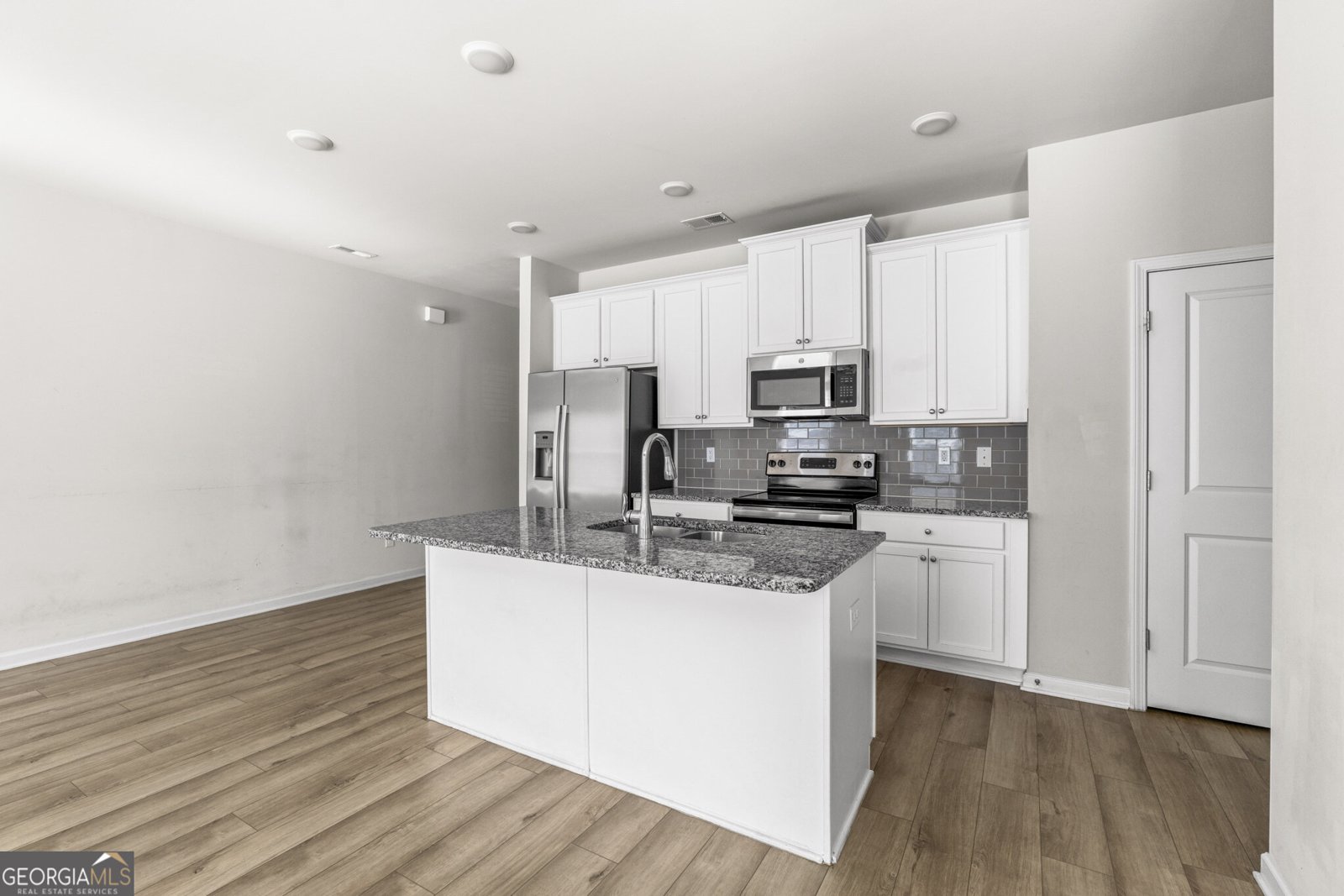 4574 Bishops Lane Oakwood - 12