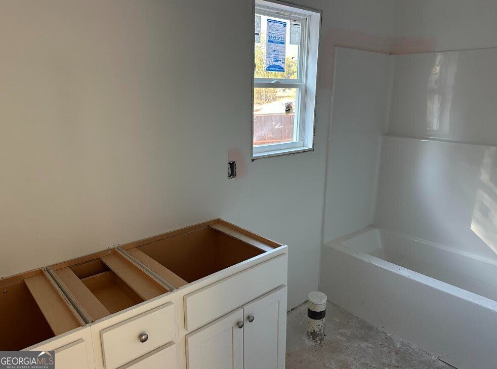 570 Davis rd Jefferson - 1