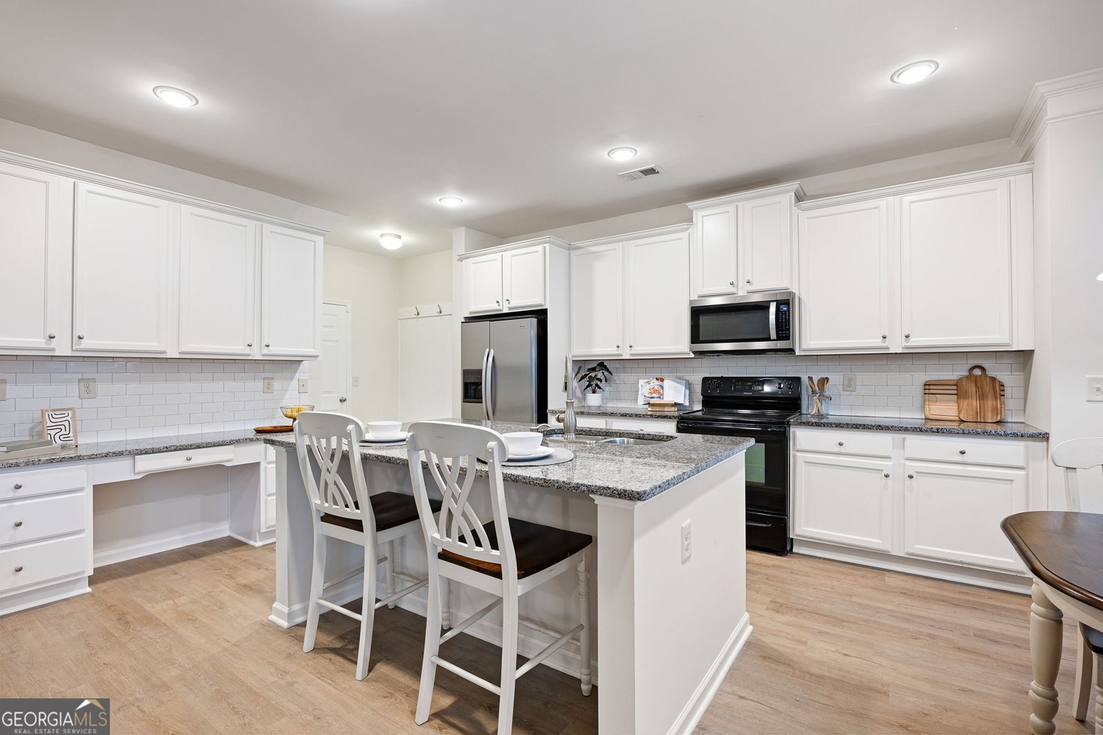 710 PINEGLEN Drive Acworth - 10