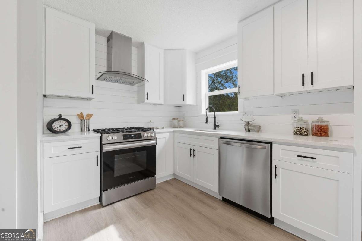 4996 Hunters Cove Drive Acworth - 12