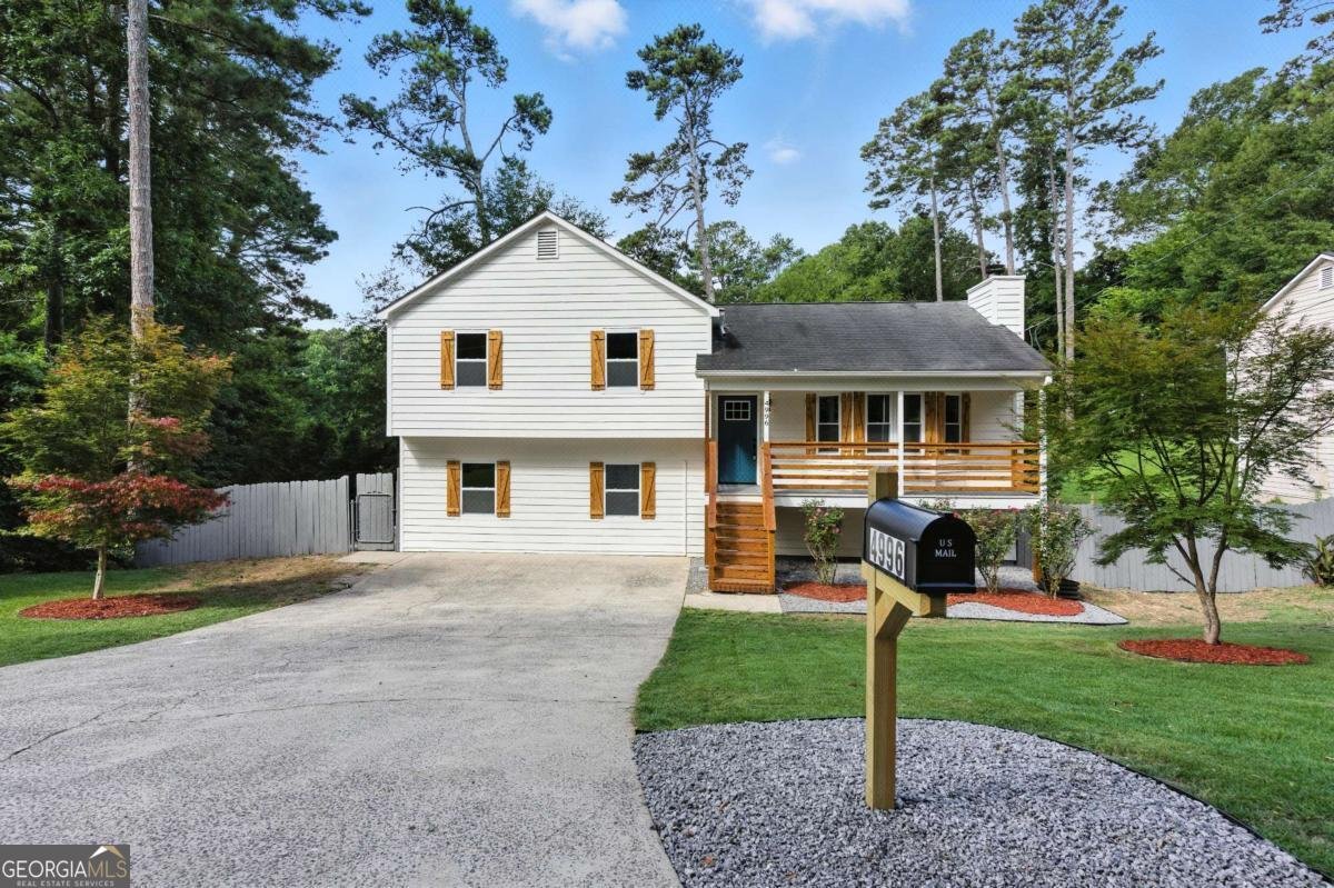 4996 Hunters Cove Drive Acworth - 3