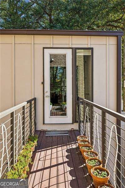 975 Piedmont Avenue Atlanta - 27