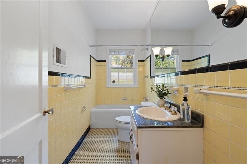 1240 Beech Valley Road Atlanta - 8