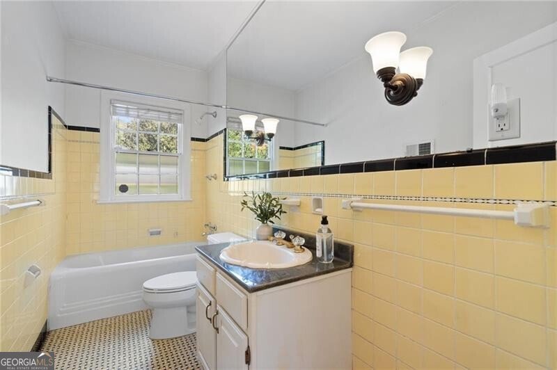 1240 Beech Valley Road Atlanta - 9