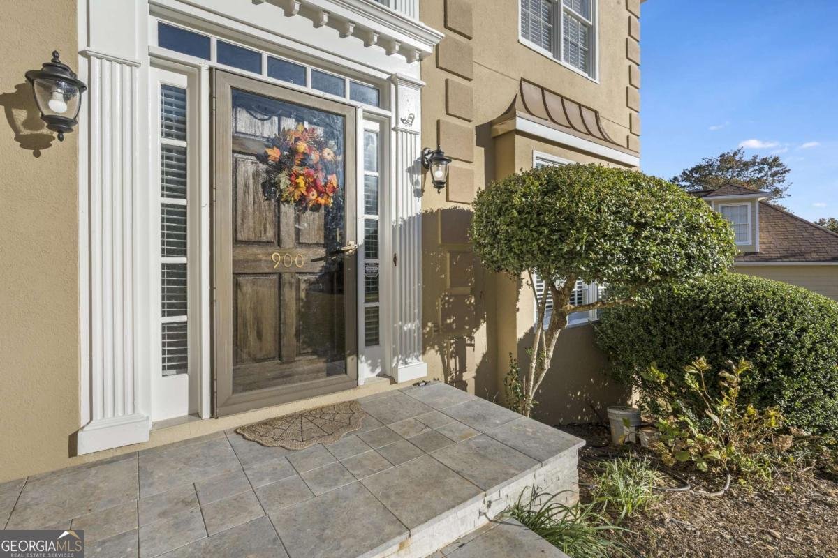 900 Secret Cove Drive Sugar Hill - 2