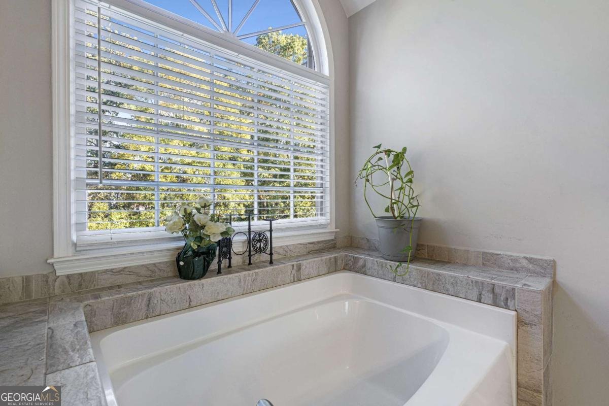 900 Secret Cove Drive Sugar Hill - 22