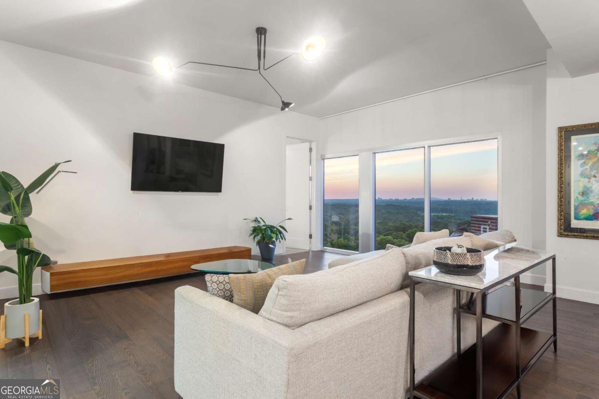 1820 Peachtree Street Atlanta - 11