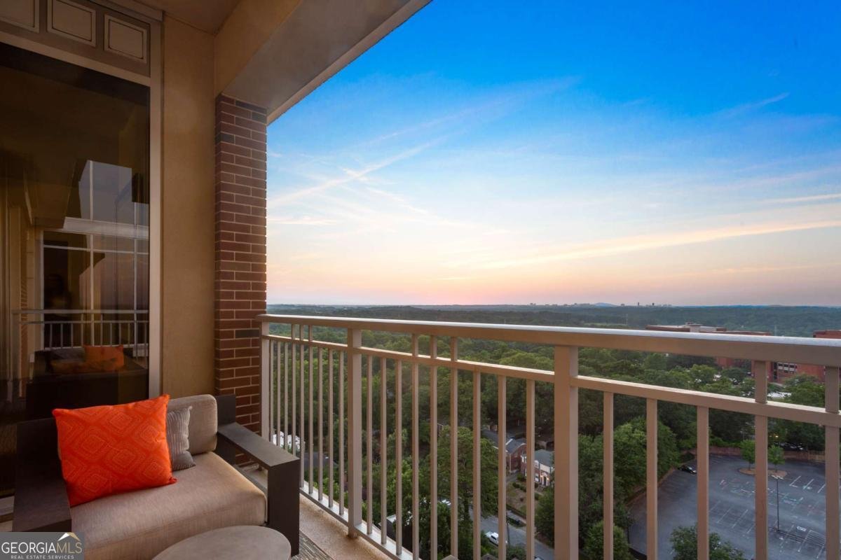 1820 Peachtree Street Atlanta - 34