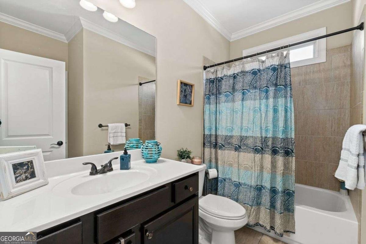 1114 BLUE WATER Court Buford - 11