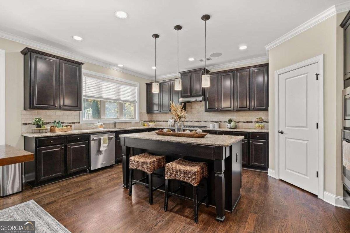 1114 BLUE WATER Court Buford - 18