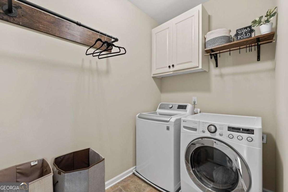 1114 BLUE WATER Court Buford - 31