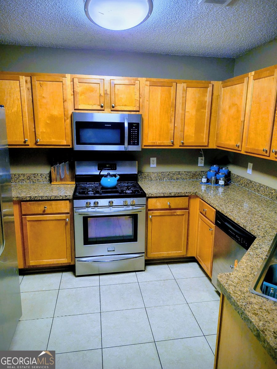 11811 Registry Boulevard Hampton - 17