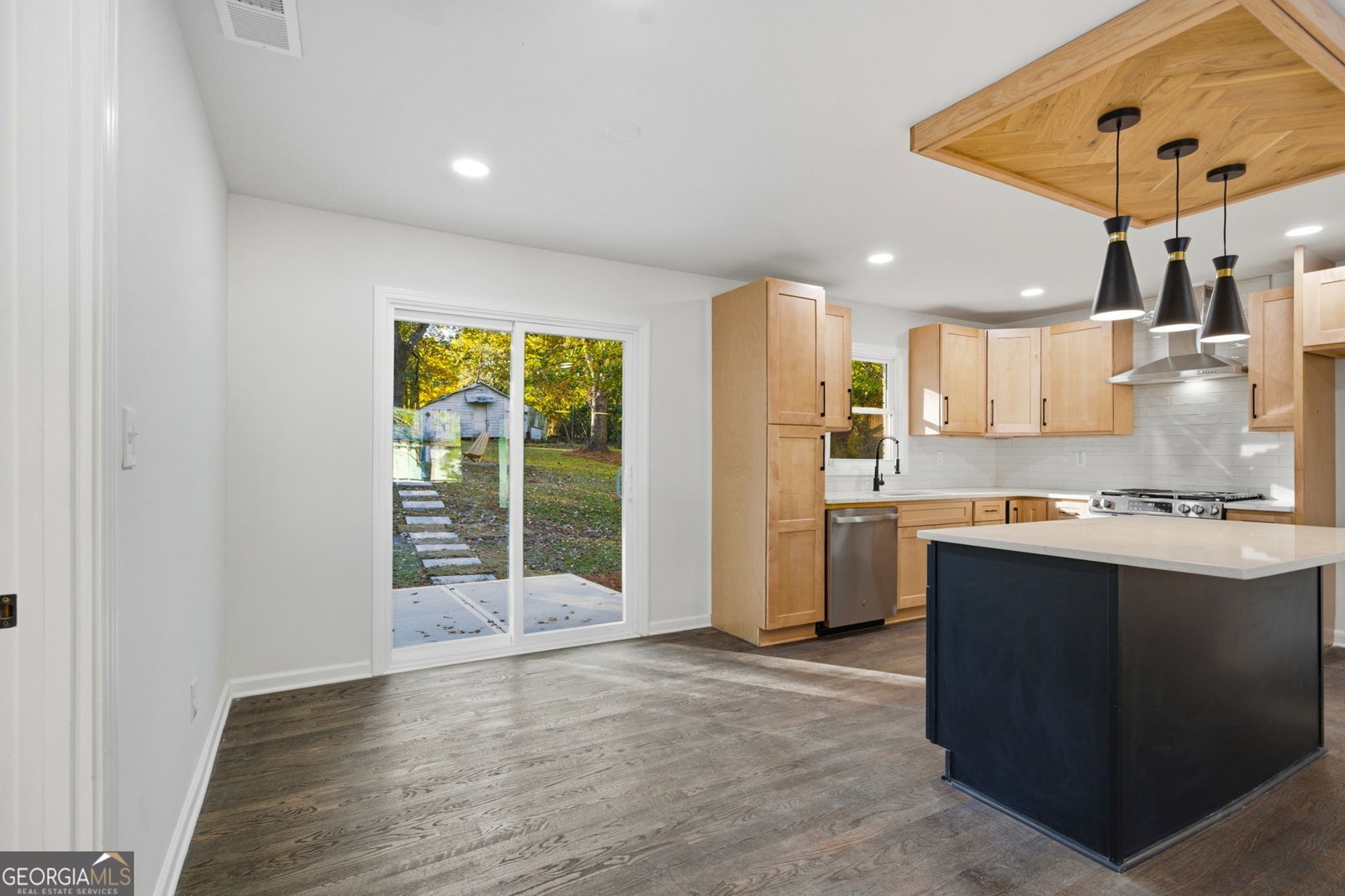 6807 Tralee Drive Lithia Springs - 19