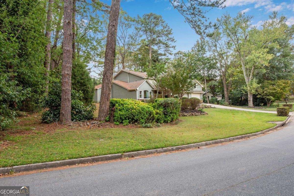 2790 Burtz Drive Marietta - 2